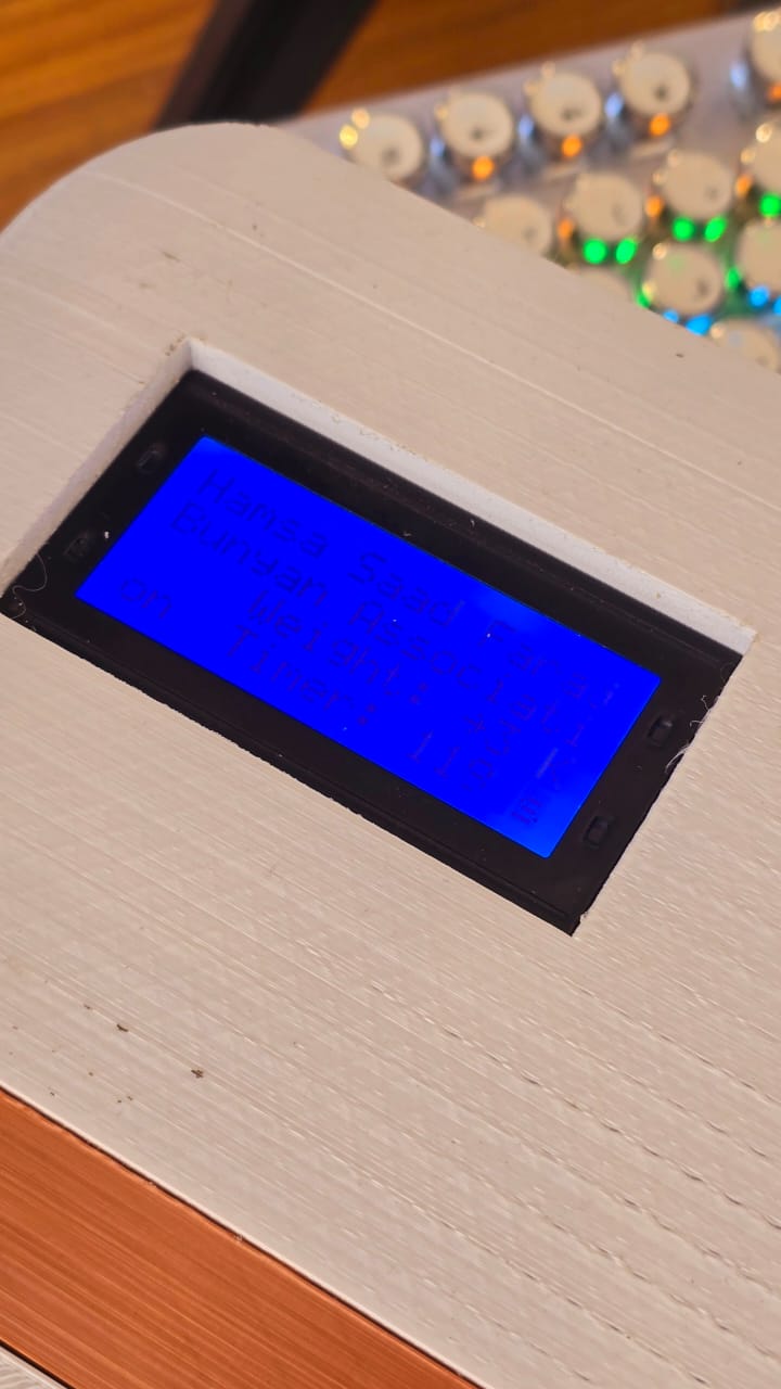 شاشة LCD ذكية